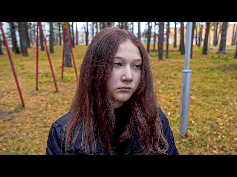 Видео: КАРОЛИНУ ВЫПИСАЛИ ИЗ БОЛЬНИЦЫ! НЕ ХОЧЕТ ВОЗВРАЩАТСЯ ДОМОЙ и В ШКОЛУ? НЕ ЗНАЛА ЧЕМ ВСЁ ЗАКОНЧИТСЯ!