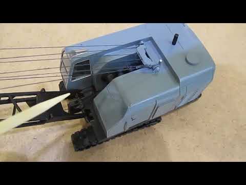 Видео: Сборная модель AVD models экскаватор Э-10011
