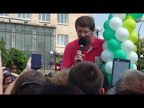 Видео: Караоке на майдані. Носівка