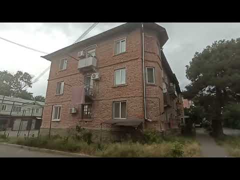Видео: Прогулка по Рустави 11.08.2025 (поселок Интернаты, улица Иване Бериташвили, дом 6)