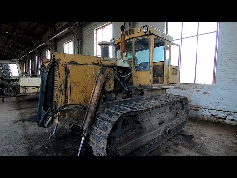 Видео: Т 130 Капитальный ремонт отвала. (2 часть) Проблемы начались...