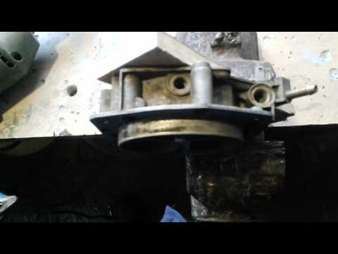 Видео: Ремонт резьбы под электромагнитный клапан холостого хода карбюратора солекс