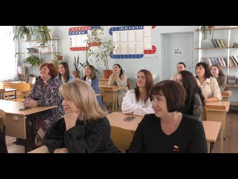 Видео: День самоуправления в Приморской средней школе