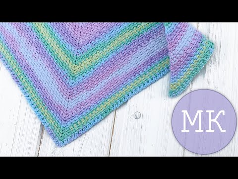 Видео: Вяжем СУПЕР простую шаль-бактус крючком. How to crochet a simple but beautiful shawl