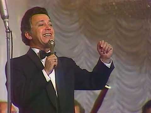 Видео: «МАРШ-ВОСПОМИНАНИЕ». Исполняет Иосиф Кобзон (муз. Е.Мартынова, сл. Р.Рождественского). ЦТ, 1984 г.