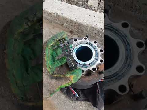 Видео: Малый ремонт ступицы на Ман ТГЛ 12.240