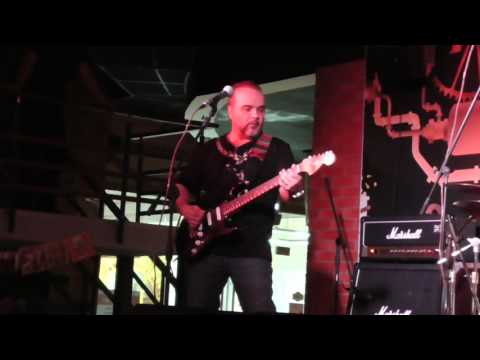 Видео: Чёрный Кофе - 18. Брожу По Городу Один (30 сентября 2015, Ижевск)