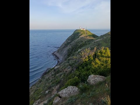 Видео: Акварельный мастер-класс: мыс Эмине