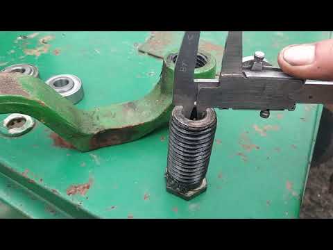 Видео: Ремонт сеялки Джон Дир 1780. Мысли по рычагами и дискам.