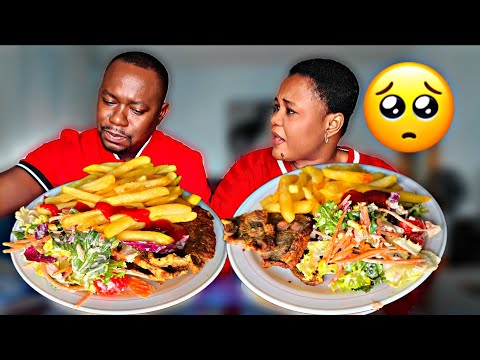 Видео: Игнорирую жену, когда она со мной разговаривает. Мук-розыгрыш, африканская еда.