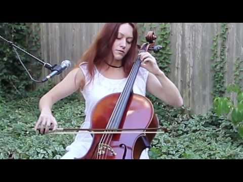Видео: Alisa Apreleva - Ethnoloops 2012 - traditional mourning song “Riverflow" (Разлилася-разлилась)