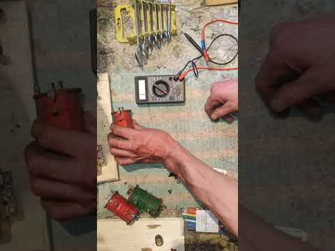Видео: Как проверить конденсатор и катушку зажигания Урал- Днепр