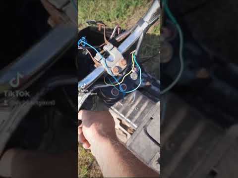 Видео: мотороллер "муравей" с двигателем от скутера 80 сс