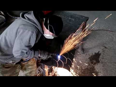 Видео: кресты на могилки