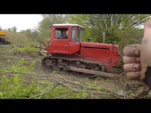 Видео: Боевое крещение трактора ДТ 75 в бульдозера