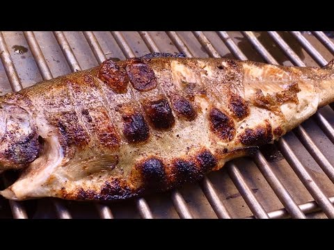 Видео: Форель на Мангале в Лимонно-Чесночном Маринаде | Grilled Trout with Garlic Lemon Sauce