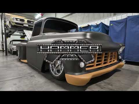 Видео: Создание шедевра: сборка грузовика Chevy 1956 года на заводе Hammer Fab