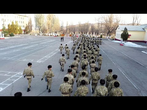 Видео: Почетно ли сейчас служить в армии? / Итоги недели / НТС