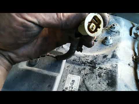 Видео: HONDA Accord 8 2.4 K24Z3 замена мск, цепи грм, раскоксовка Greenolом