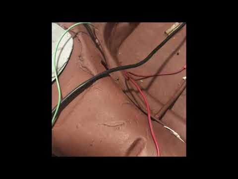 Видео: 1971 Super Beetle, проводка 101 Видео № 2