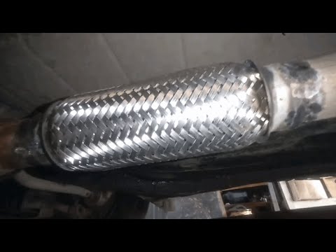 Видео: Гофра в выхлопной ВАЗ 2110. Установка.