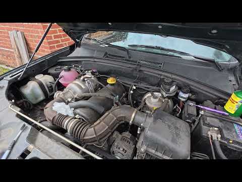 Видео: Будни нивавода. Очистка номера двигателя от ржавчины.