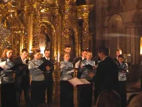 Видео: Хор " София " - П.Чесноков:" Милость Мира "