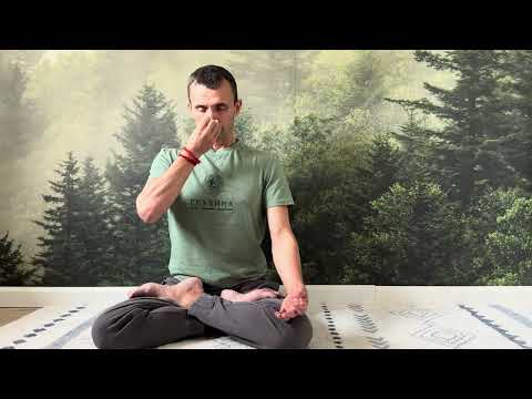 Видео: Как развивать задержку дыхания в пранаяме.