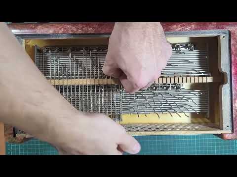 Видео: Ремонт левой механики тульского баяна