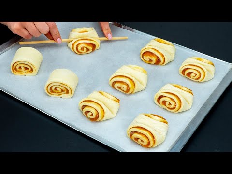 Видео: Пока заваривается чай, он готов! Десерт из 2-х ингредиентов, с покупным тестом