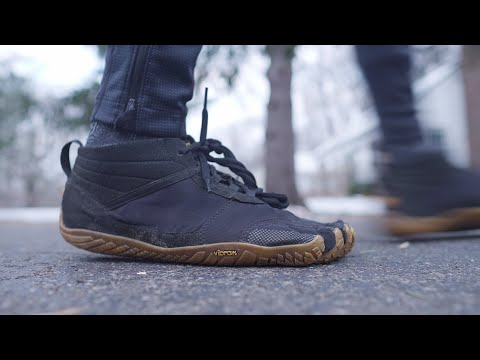 Видео: ХОДЬБА / как ходить босиком в обуви с пяткой или передней частью стопы