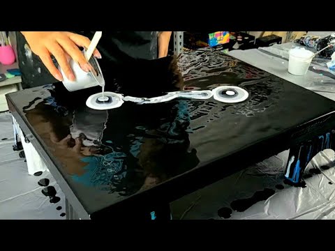 Видео: Черный, Белый, а также Серебряный "Простота" Дуть Вне ~ Акрил Жидкость Картина ~ Акрил Заливка