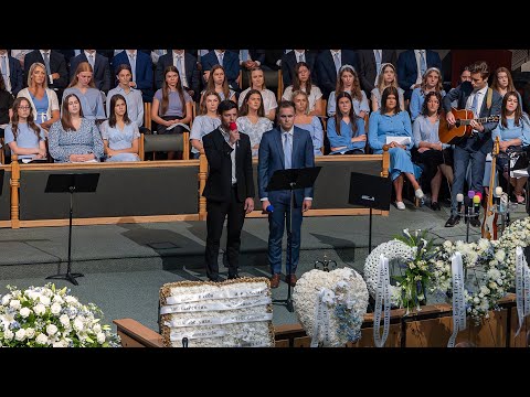 Видео: Пение «Поздно, поймите же люди» - Филипп и Пётр