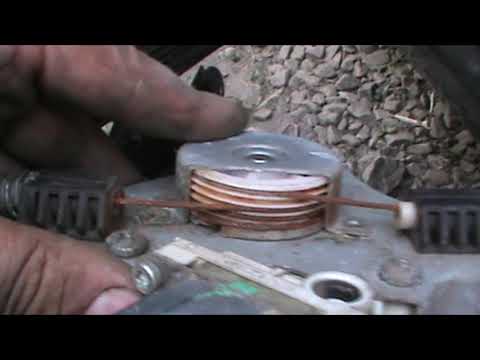 Видео: Чери Истер разборка двери ремонт стеклоподъемника