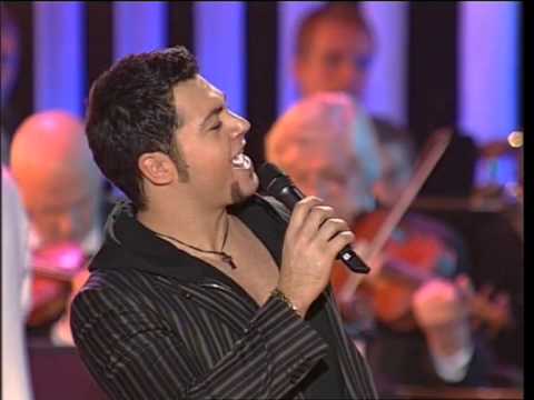 Видео: Алексей Чумаков  и Зара "Королева красоты"