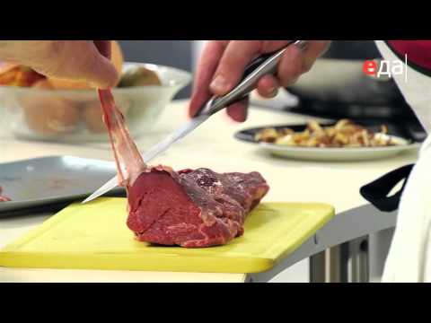 Видео: Рецепт Бефстроганов со сметанным соусом Бешамель (ТВ Еда)