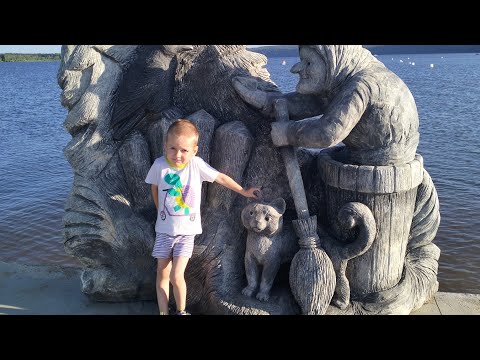 Видео: Красим забор-участвуем в волонтёрстве/ Идём на день рождение/Парк Жебревель