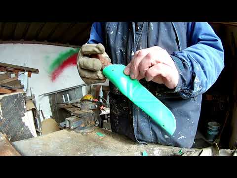 Видео: Ножны из канистры.