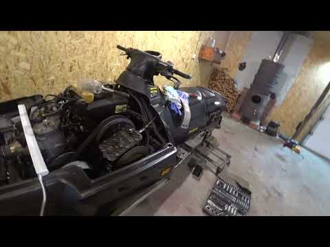 Видео: Подготовка снегохода к сезону