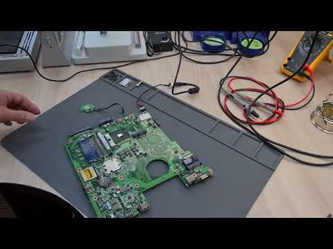 Видео: Fujitsu AH531 DA0FH5MB6F0 не включается