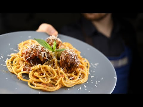Видео: Паста. Итальянский рецепт спагетти с мясными шариками и соусом Маринара.