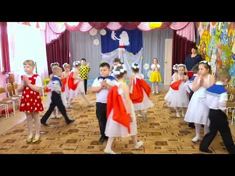 Видео: Вход на праздник "Мама Мария"  (на 8 Марта или День Матери)