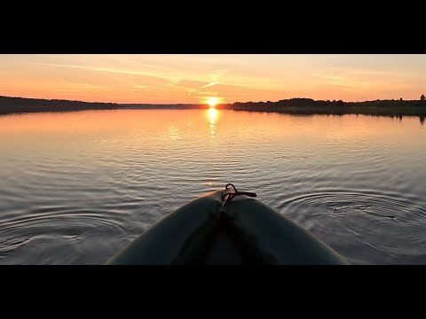 Видео: Красивое озеро Щучье в Тверской области. ⛴