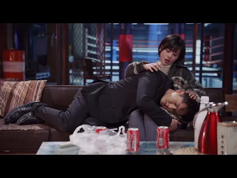 Видео: Травмированный главный герой наконец обретает воспоминания восьмилетней давности.