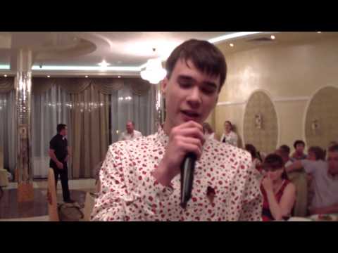 Видео: Андрей Попов. Выпускной рэп (школа 85, Н. Новгород)