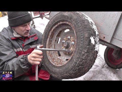 Видео: Прицеп для мотоблока с автомобильными колесами. Зимняя езда