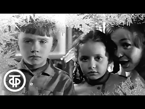 Видео: Новогодняя Москва. Вокальный квартет "Аккорд" - Кружатся снежинки" (1967)