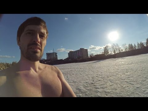 Видео: Ищем прорубь в апреле. Купаемся-закаляемся весной.