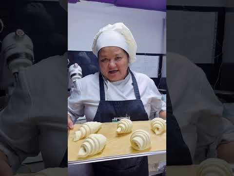 Видео: Круассаны рецепт от и до. Французкие круассаны. Круассаны от Алмагуль