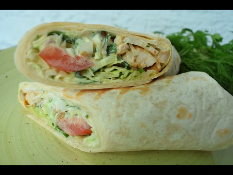 Видео: ШАУРМА ИЗ КУРИЦЫ С ГРЕЧЕСКИМ СОУСОМ ЦАЦИКИ!